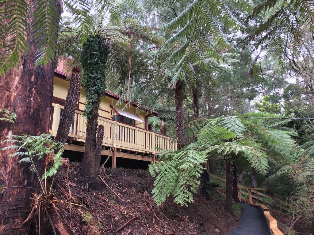Charnwood Cottages In วอร์เบอร์ตัน ภายนอก รูปภาพ