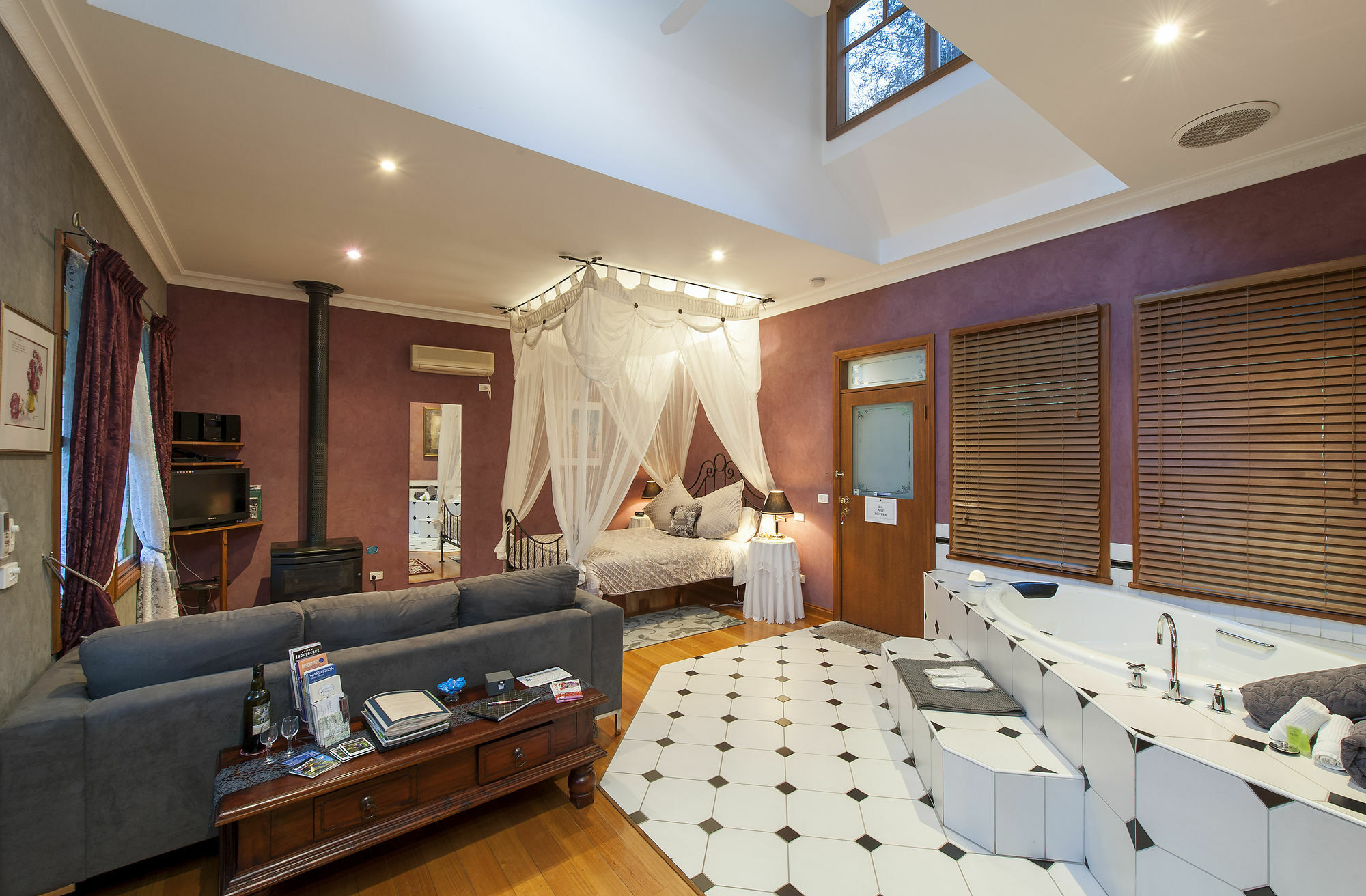 Charnwood Cottages In วอร์เบอร์ตัน ภายนอก รูปภาพ