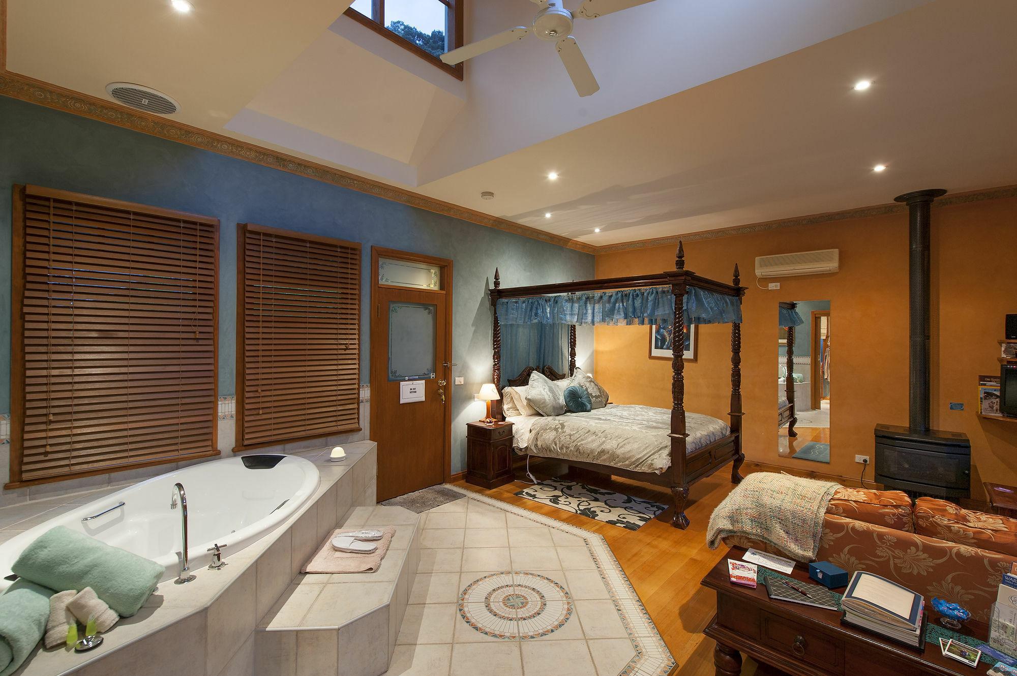 Charnwood Cottages In วอร์เบอร์ตัน ภายนอก รูปภาพ